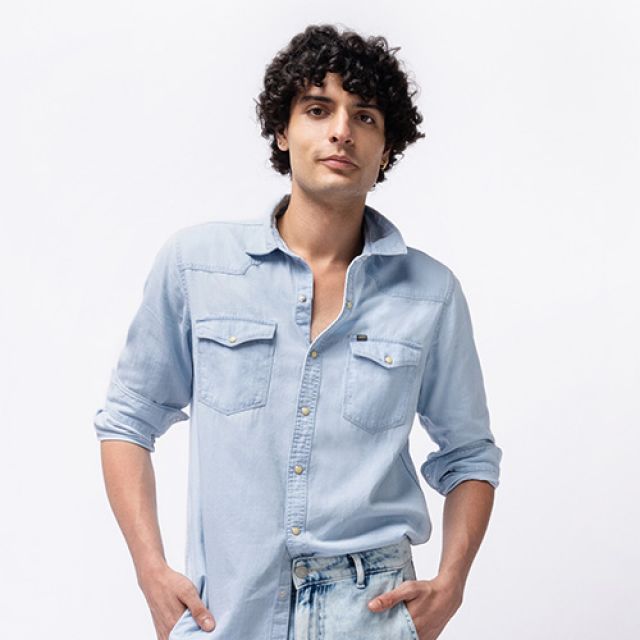 Denim Mania Get the Perfect Denim Look Trendy Denim Clothes for Men Women